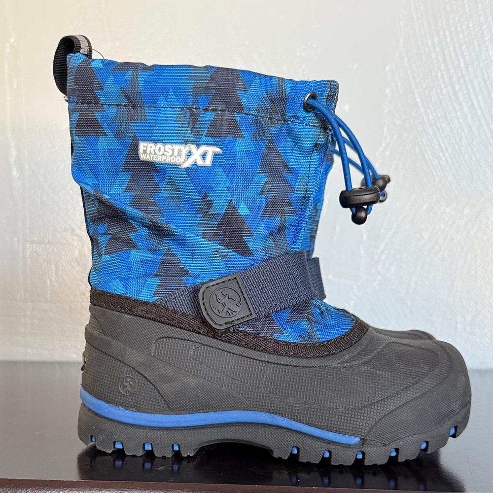 Northside Kids Blue Geometric Rain Boots